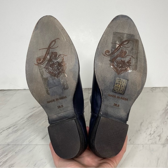 Free People Charm Double V Bootie 36 1/2 - Picture 12 of 13